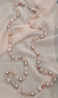 Collana con perline in resina rosa