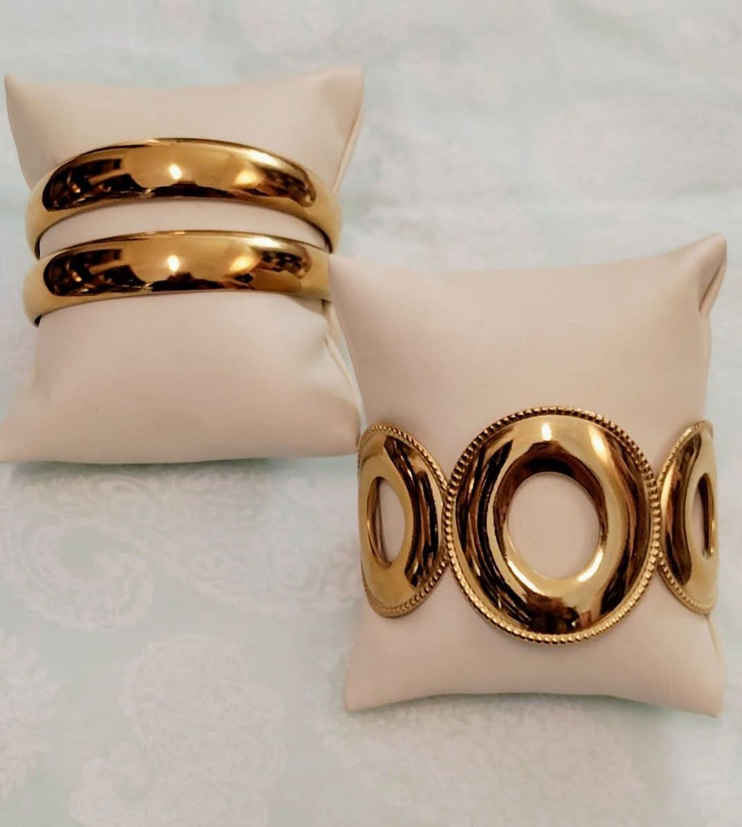 Bracciale rigido in acciaio inossidabile dorato