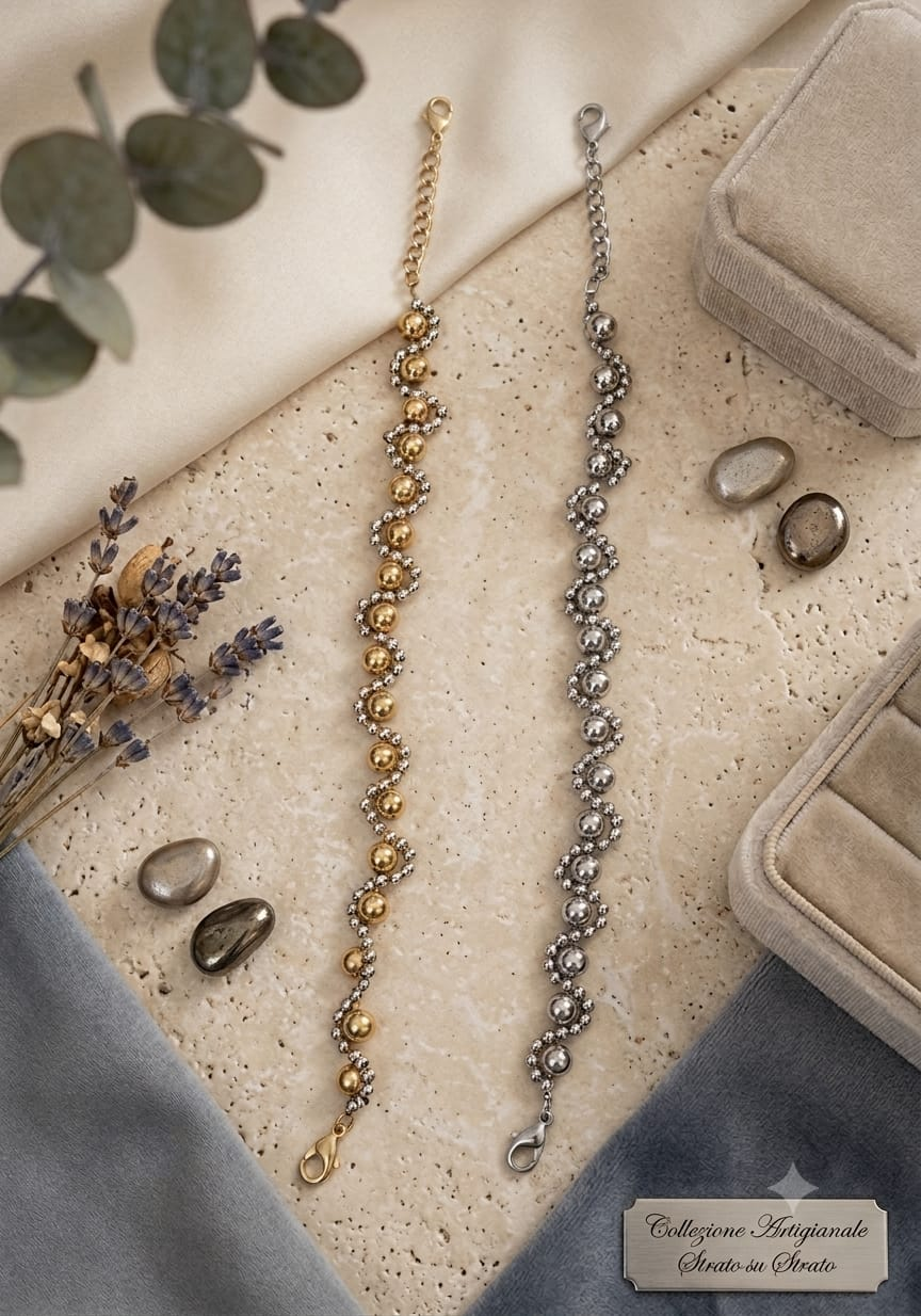 Bracciali in acciaio disponibili nelle versioni color oro e argento
